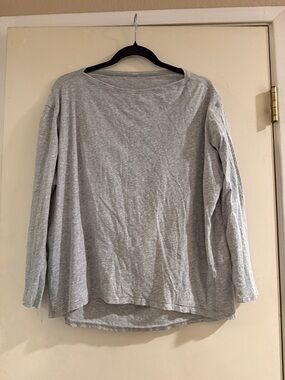 Everyday Lightweight Long-Sleeve Top - Light Gray